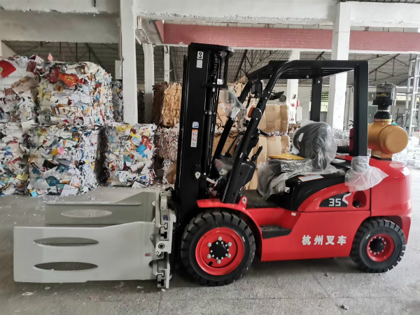 你的內燃叉車柴油濾芯有在正確更換嗎？